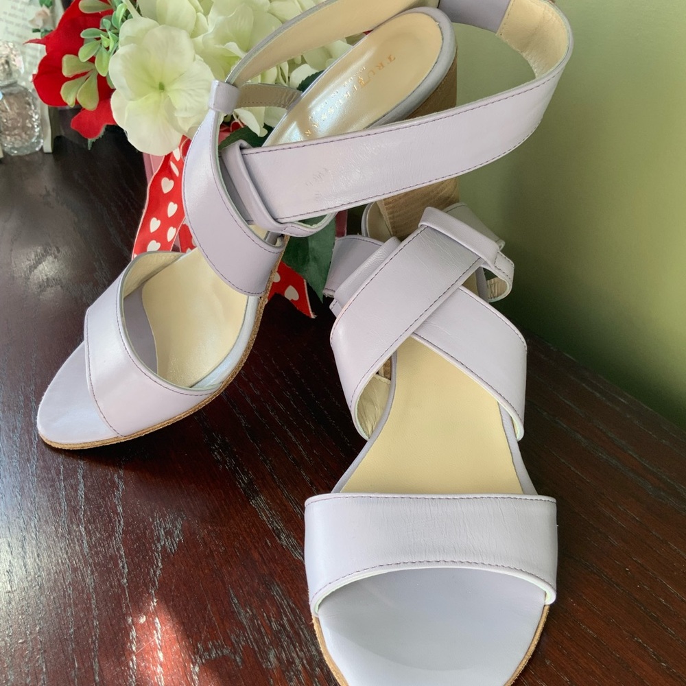 Baby Lilac leather heeled sandals size 39